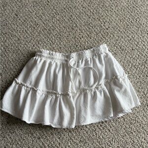 Adorable Forever 21 white cotton/linen ruffled mini